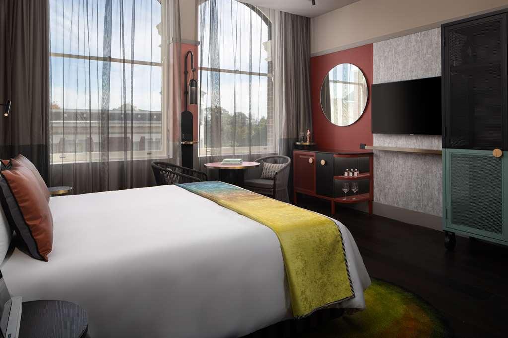 Hotel Qt Newcastle Zimmer foto A room at the hotel